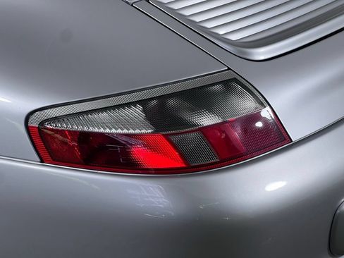 Used 2003 Porsche 911 Carrera RWD image 16