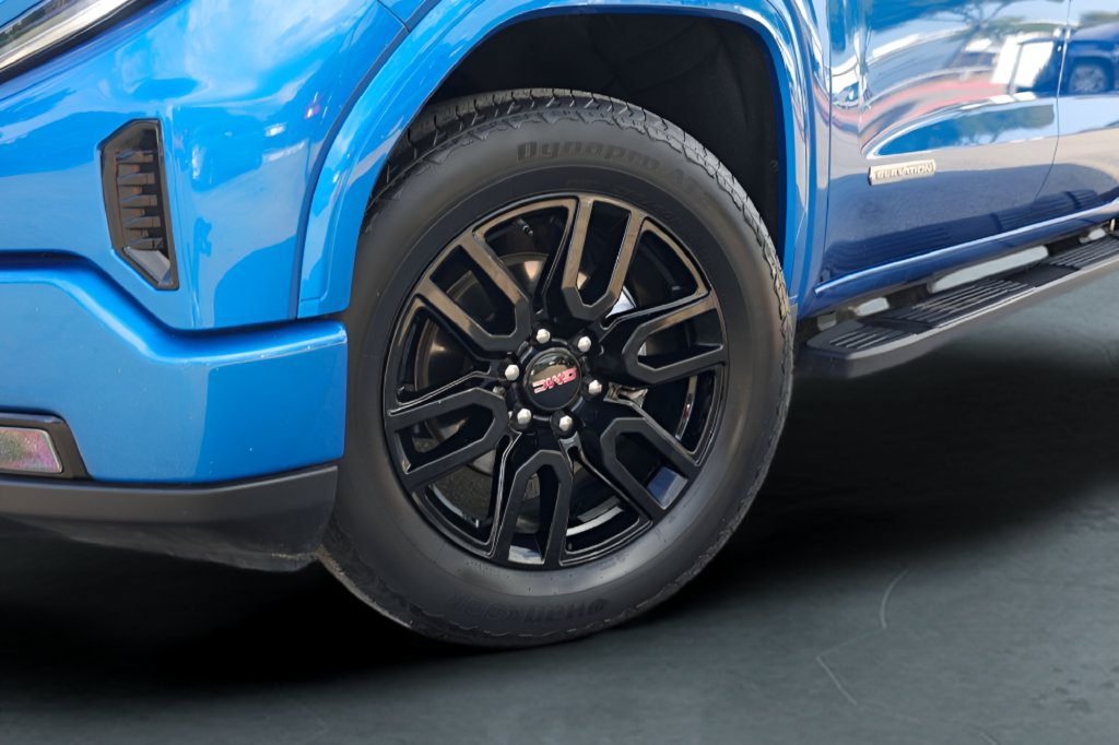 Used 2022 GMC Sierra 1500 Elevation RWD image 4