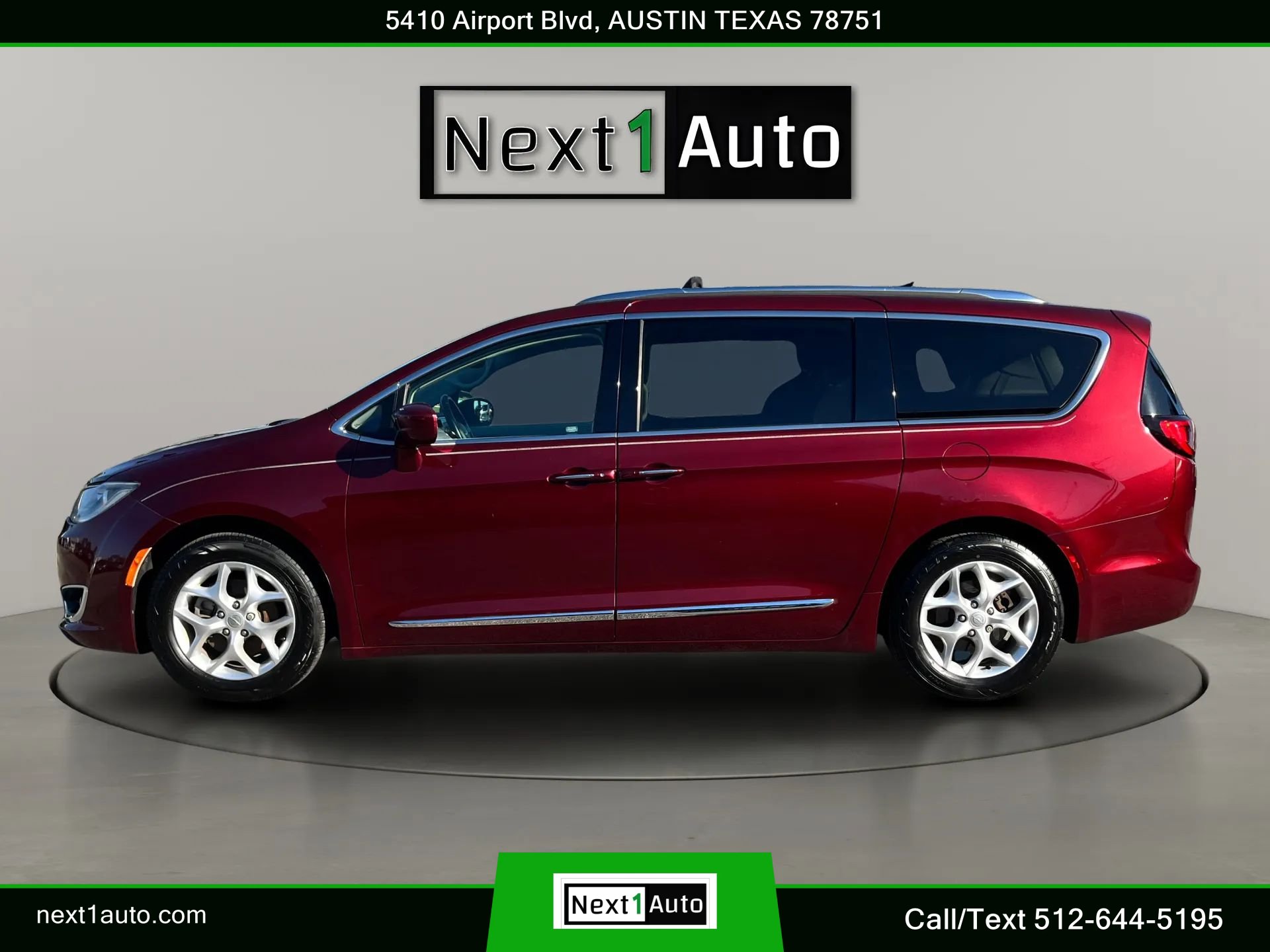 Used 2018 Chrysler Pacifica Touring-L Plus w/ Tire & Wheel Group FWD image 10