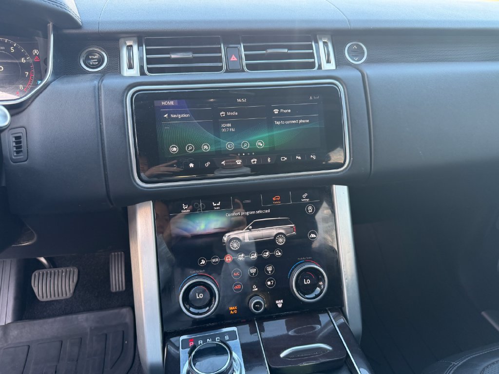 Used 2019 Land Rover Range Rover Supercharged AWD/4WD image 16