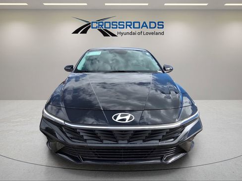 New 2025 Hyundai Elantra Blue image 8