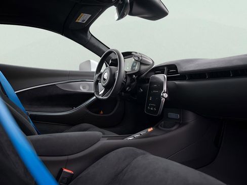 New 2026 McLaren Artura Spider image 44