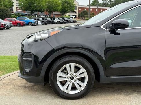 Used 2019 Kia Sportage LX FWD image 12