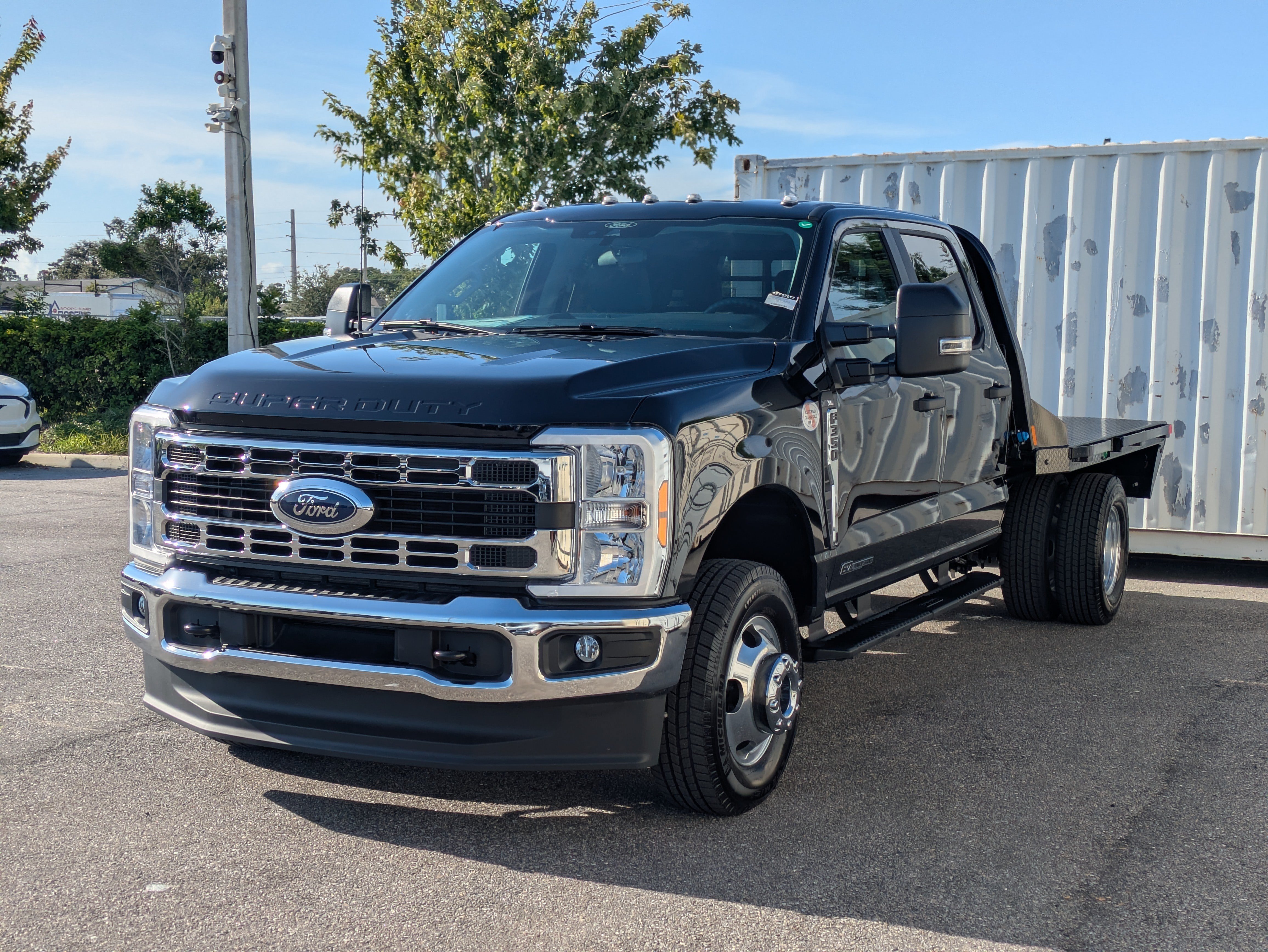 New 2026 Ford F350 XL w/ XL Chrome Package AWD/4WD image 9