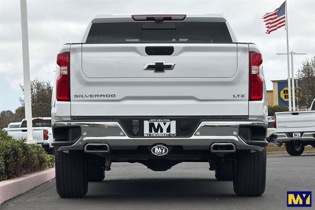 Certified 2021 Chevrolet Silverado 1500 LTZ w/ Technology Package AWD/4WD image 5