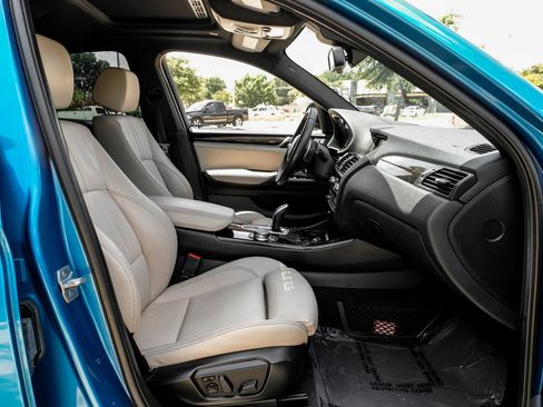 Used 2018 BMW X4 M40i AWD/4WD image 28