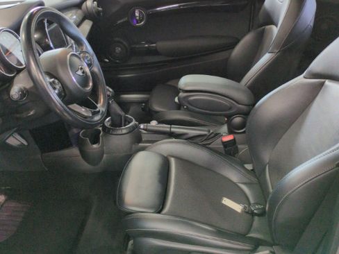 Used 2017 MINI Cooper S FWD image 4
