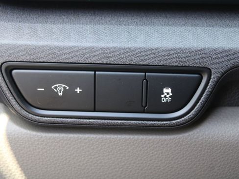 New 2026 Kia Carnival EX FWD image 33