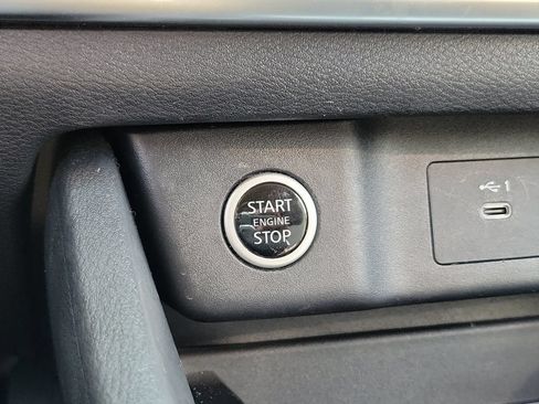 Used 2023 Nissan Rogue SV AWD/4WD image 28