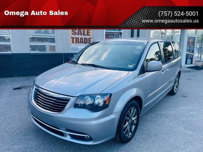 Used 2015 Chrysler Town & Country S