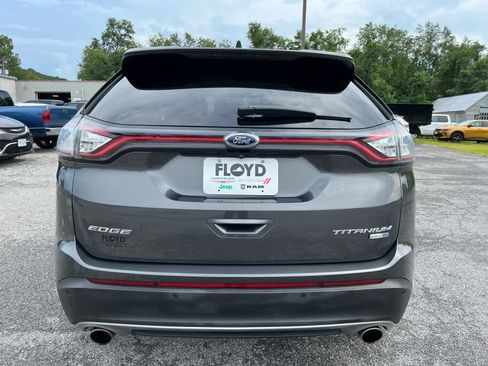 Used 2017 Ford Edge Titanium w/ Equipment Group 301A AWD/4WD image 4
