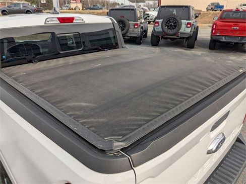 Used 2022 Ford Maverick XLT image 30