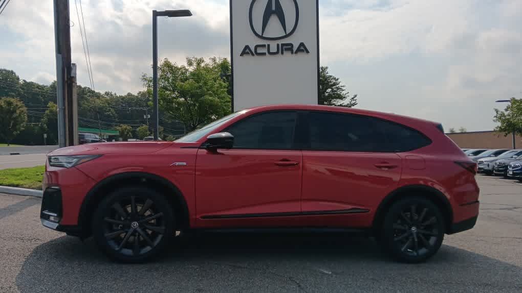 Used 2025 Acura MDX A-Spec AWD/4WD image 2