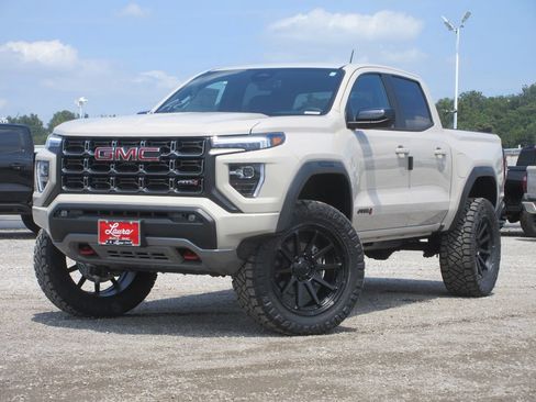 New 2026 GMC Canyon AT4 AWD/4WD image 7