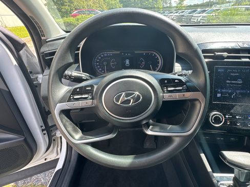 Used 2022 Hyundai Tucson SEL FWD image 25