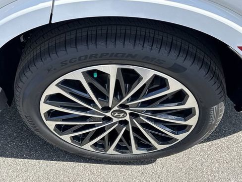 New 2026 Hyundai Palisade Calligraphy FWD image 20