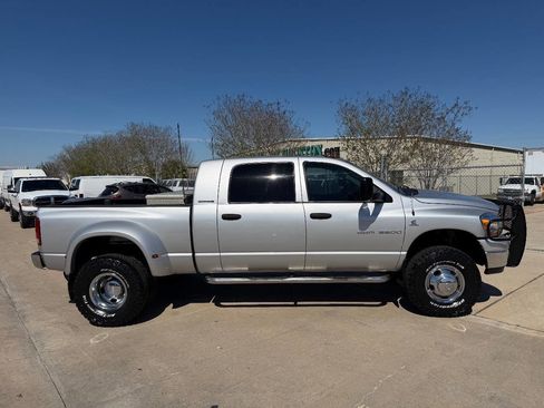 Used 2006 Dodge Ram 3500 Truck SLT AWD/4WD image 29