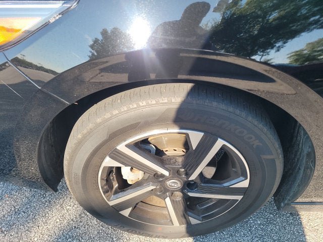 Used 2024 Nissan Sentra SV FWD image 10