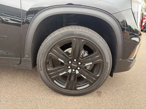 Used 2024 GMC Acadia Elevation w/ Black Edition FWD image 12