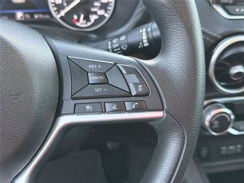 Used 2024 Nissan Sentra SV image 41