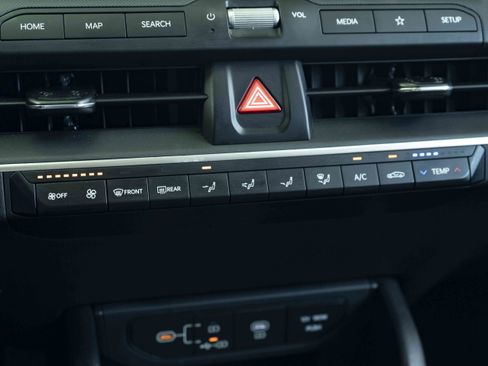 Used 2025 Kia K4 FWD image 34