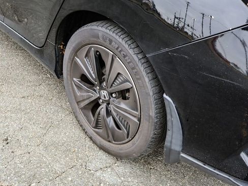 Used 2018 Honda Civic EX image 41