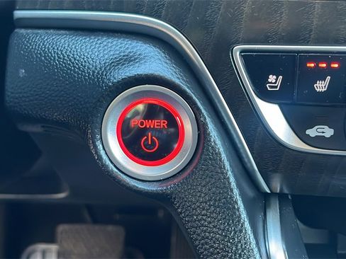 Used 2018 Honda Accord Touring image 29