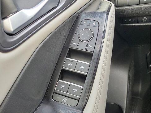 Used 2024 Nissan Rogue SL w/ SL Premium Package FWD image 13