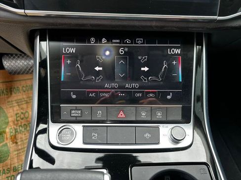 Used 2023 Audi Q8 Premium AWD/4WD image 18