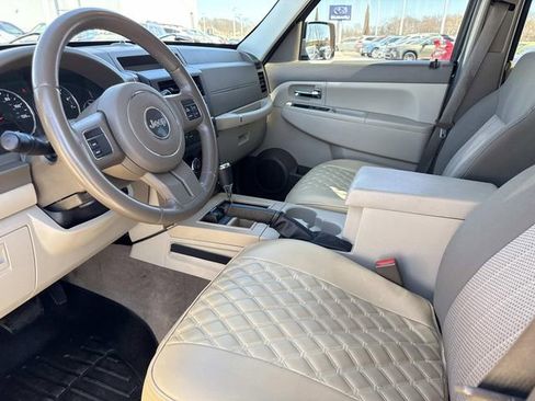 Used 2012 Jeep Liberty Sport w/ Popular Equipment Group image 14