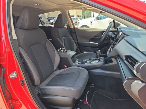 Used 2025 Subaru Crosstrek 2.5i Premium AWD/4WD image 31