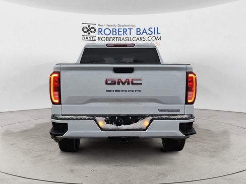 Used 2025 GMC Sierra 1500 Elevation image 4