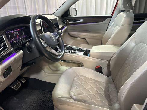 Used 2024 Volkswagen Atlas SEL Premium R-Line image 26