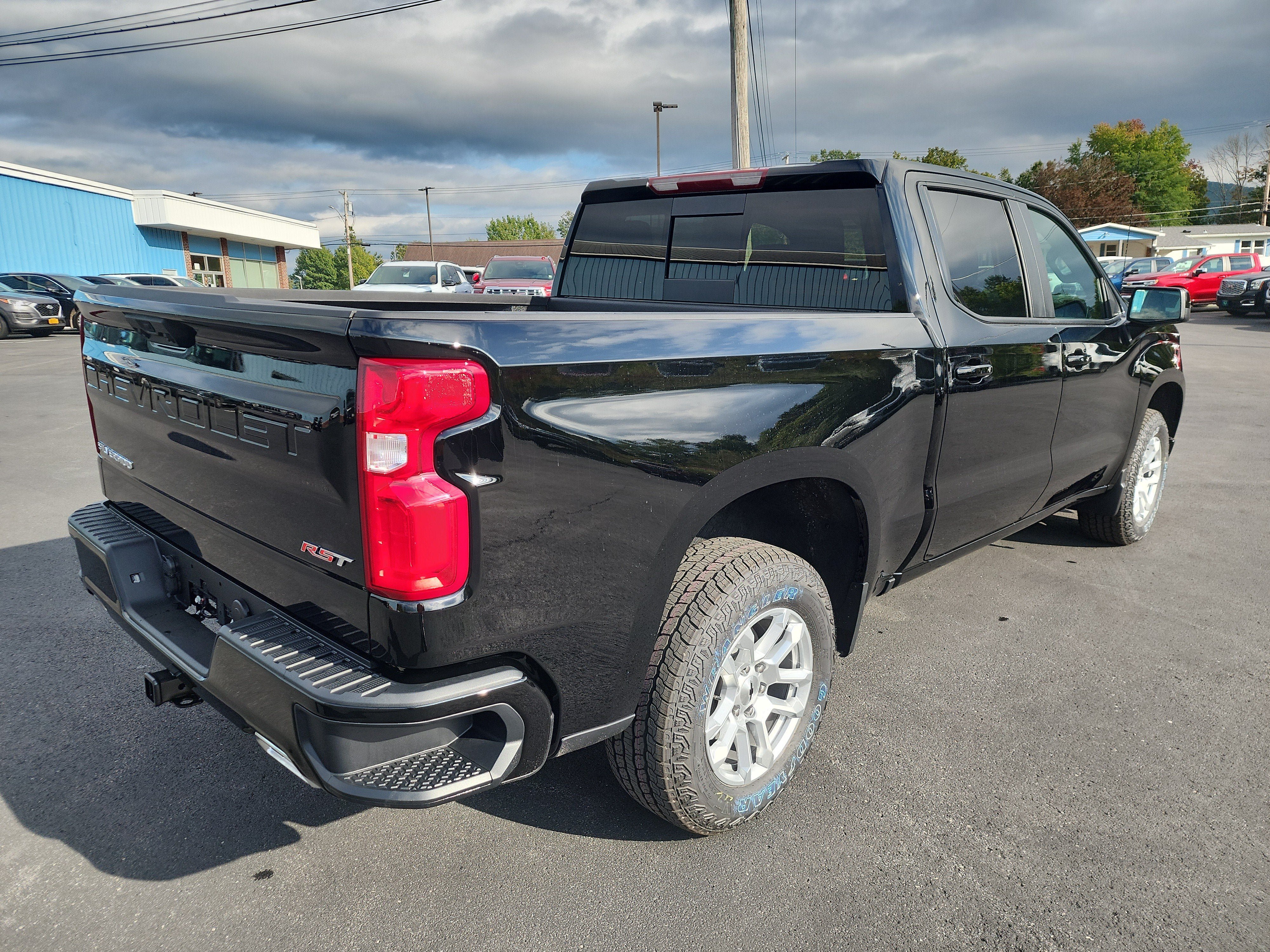 New 2026 Chevrolet Silverado 1500 RST w/ Convenience Package II AWD/4WD image 8