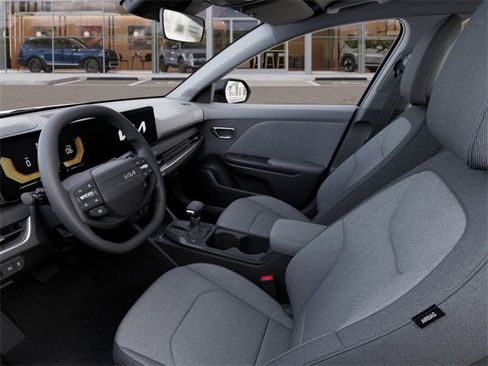 New 2026 Kia K4 LXS image 17