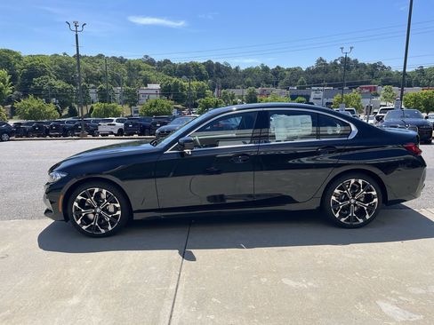 New 2026 BMW 330i xDrive Sedan w/ Premium Package AWD/4WD image 5