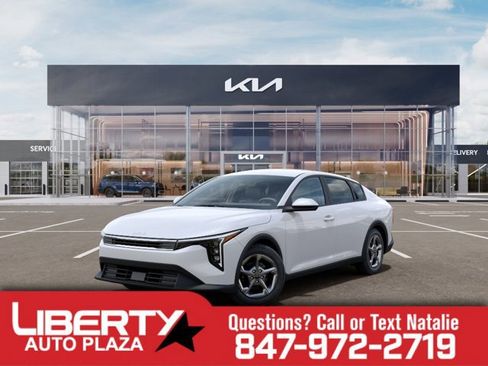 New 2026 Kia K4 LXS image 1