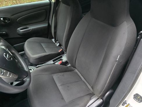 Used 2017 Nissan Versa S Plus image 19