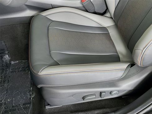 New 2026 Subaru Crosstrek 2.5i Limited w/ Crosstrek Mirror Package AWD/4WD image 19