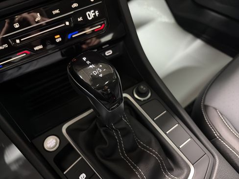 New 2026 Volkswagen Jetta SE image 22