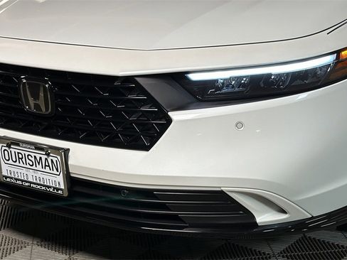 Used 2024 Honda Accord EX-L image 3