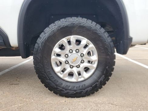 Used 2022 Chevrolet Silverado 2500 LTZ w/ LTZ Texas Edition AWD/4WD image 8