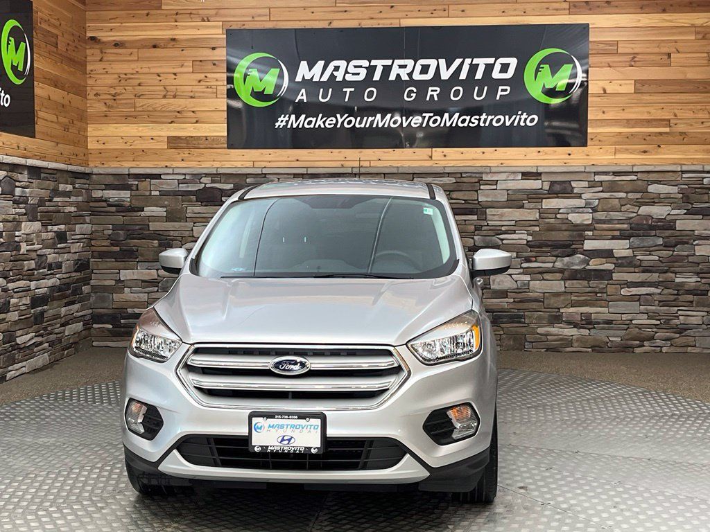 Used 2019 Ford Escape SE AWD/4WD image 2