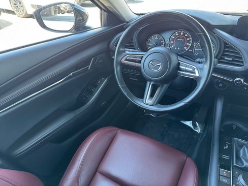 Used 2022 MAZDA MAZDA3 s FWD image 16