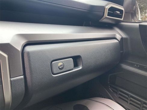 Used 2025 Toyota 4Runner TRD Off-Road image 17