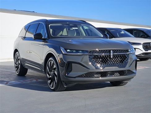 New 2026 Lincoln Nautilus Black Label w/ Jet Appearance Package image 3