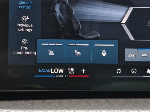 Certified 2025 BMW M4 xDrive Competition w/ M Driver's Package image 23