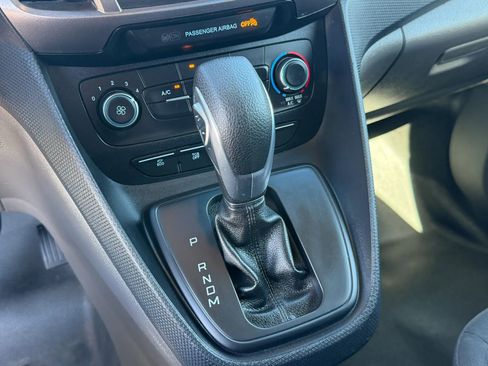 Used 2021 Ford Transit Connect XL FWD image 19