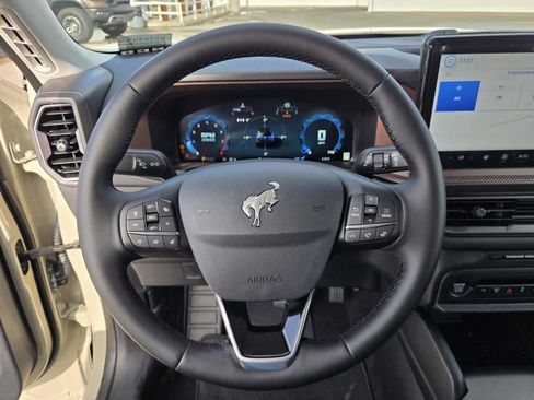 New 2025 Ford Bronco Sport Outer Banks w/ Outer Banks Tech Package+ image 17