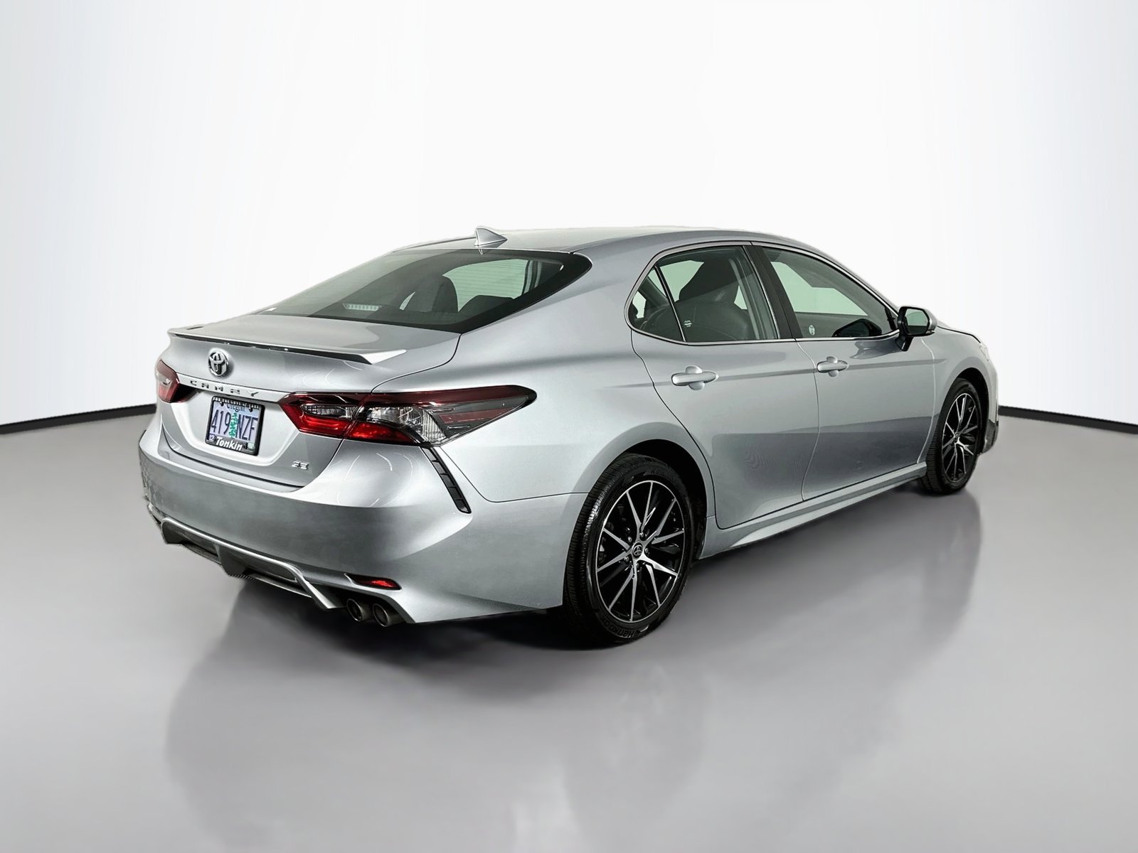 Certified 2023 Toyota Camry SE w/ Cold Weather Package FWD image 7